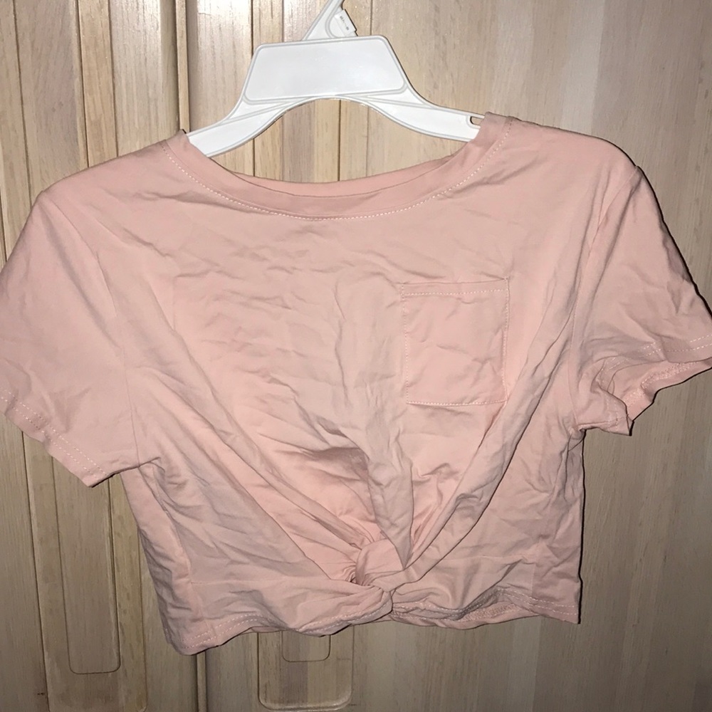 Cropped tee